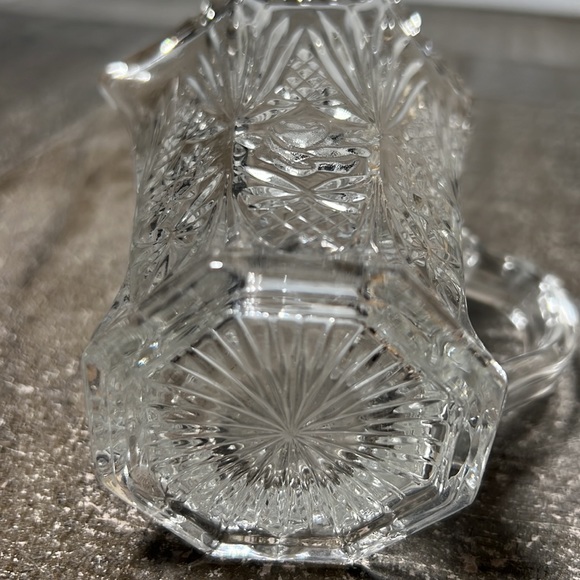 Vintage Crystal Clear Creamer Raised Rose Designs Lot of Detail - Picture 7 of 7